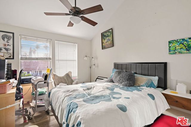 4224 Madison Avenue, Culver City CA: https://media.crmls.org/mediaz/e14d3066-c9b5-4fdb-bd84-e0ade1fcd8a2.jpg