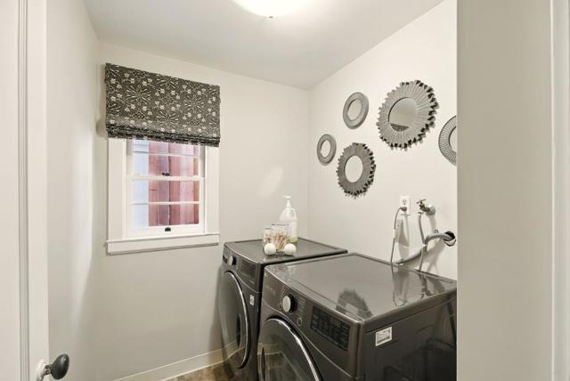 540 Parrott Drive, San Mateo CA: https://media.crmls.org/mediaz/e14de4c0-7260-465b-b767-fbdd7182dcff.jpg