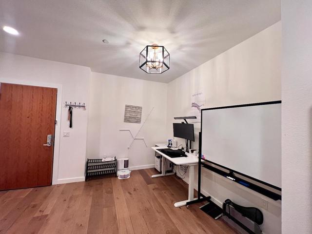 400 El Camino Real, Belmont CA: https://media.crmls.org/mediaz/e14e0b4e-97b9-410d-8dbc-7c59320dc78c.jpg