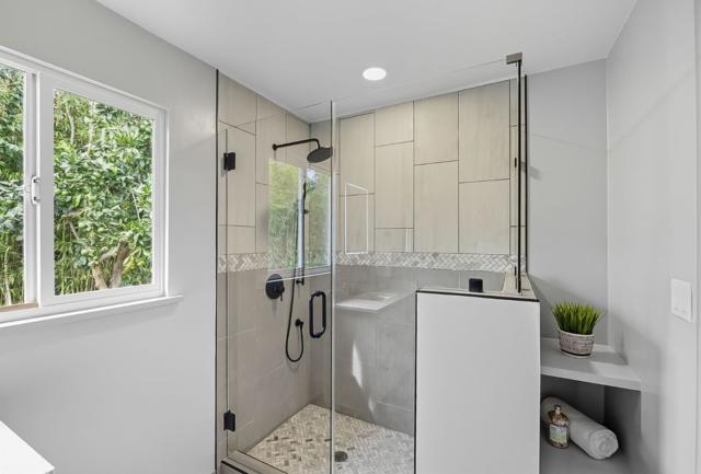 771 Sunshine Drive, Los Altos CA: https://media.crmls.org/mediaz/e14e4ede-8be4-4080-ac05-d9a3f583f4cd.jpg