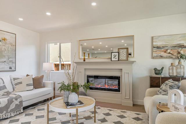890 Silacci Drive, Campbell CA: https://media.crmls.org/mediaz/e14e5a6c-fe64-401a-845a-711abcec240f.jpg