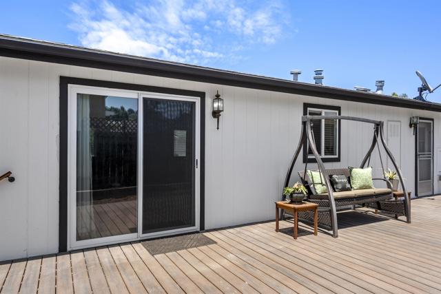 8620 Atlas View Drive, Santee CA: https://media.crmls.org/mediaz/e14e63b6-3918-4945-abb0-01d9ae688a14.jpg