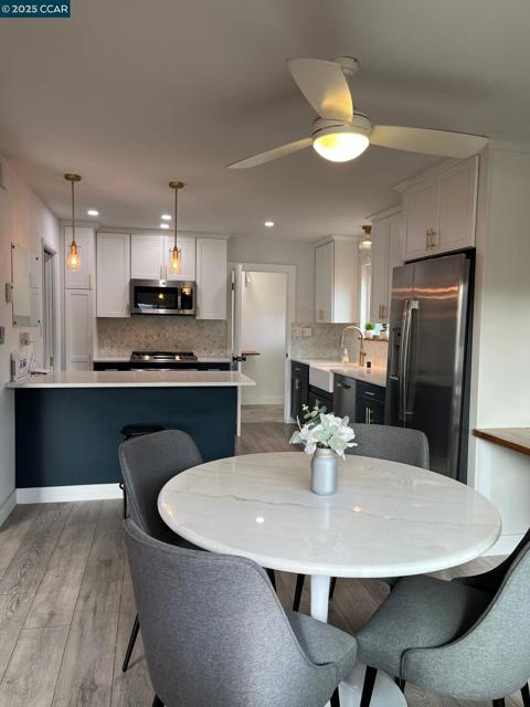 620 Kentucky St, Vallejo CA: https://media.crmls.org/mediaz/e14f451c-1215-40d1-9ecc-e89add5494e1.jpg