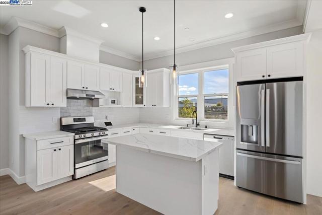 Image 2 of 20 For 37282 Magnolia St