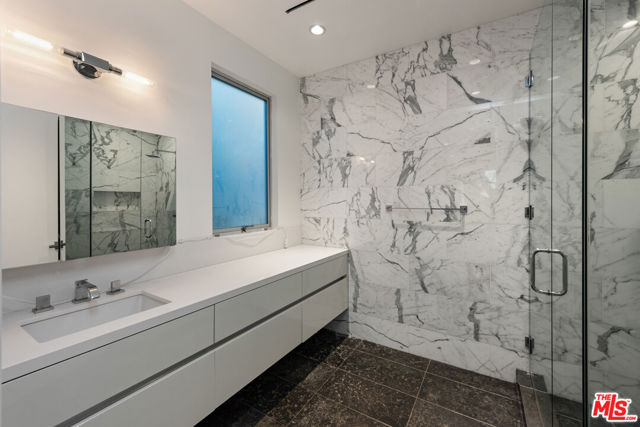 2630 EDEN Place, Beverly Hills CA: https://media.crmls.org/mediaz/e15012a3-7c75-4c3b-961b-bfb0199c1b8b.jpg