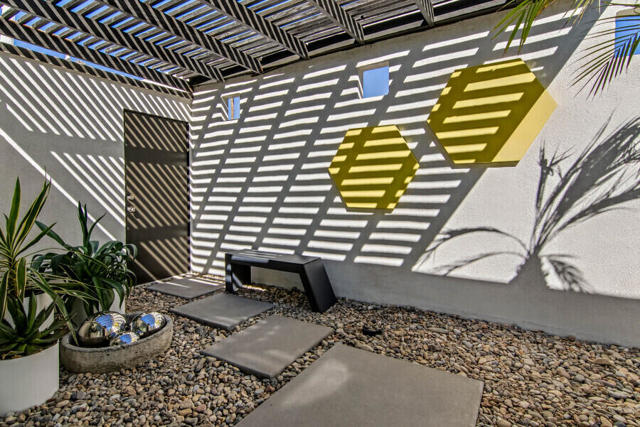903 W Regal Drive, Palm Springs, CA 92262