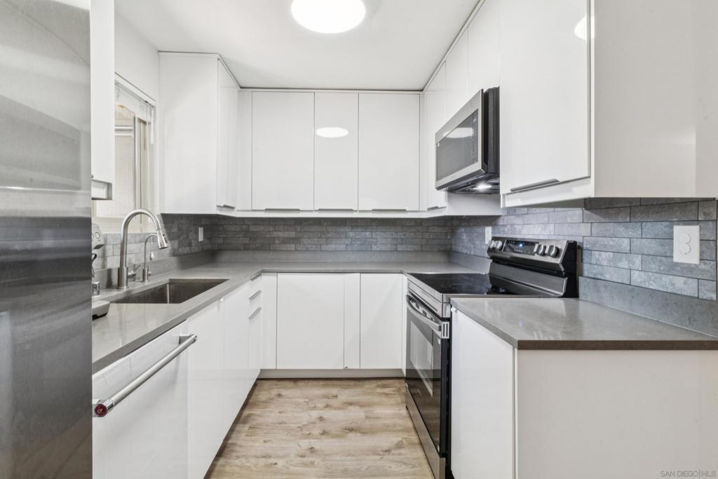 7835 Camino Tranquilo - photo 6