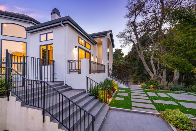 333 Raymundo Drive, Woodside CA: https://media.crmls.org/mediaz/e1511ded-b029-41e4-9a34-84ebab19e4cc.jpg