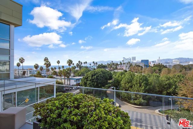 1705 Ocean Avenue 410 Santa Monica, California BEST PRICE ON OCEAN! Spacious 1 bedroom 1.5 bath plus den with a modern Murphy bed! Open spacious floor plan with exquisite custom Modern Finishes. Beautiful custom designed kitchen and baths. The master suite has a large walk in closet and oversized tub. Partial Views of ocean, park, city, and mountains. Across the street to beach, walk to shops, restaurants, & third street. The Waverly is a full service lifestyle offering 24-hour doorman, full time concierge, gym designed by Equinox, and Sky lounge. The Waverly truly is the premiere place to live at the beach, designed by world renowned Marmol Radziner, This is 5 star living at the beach!