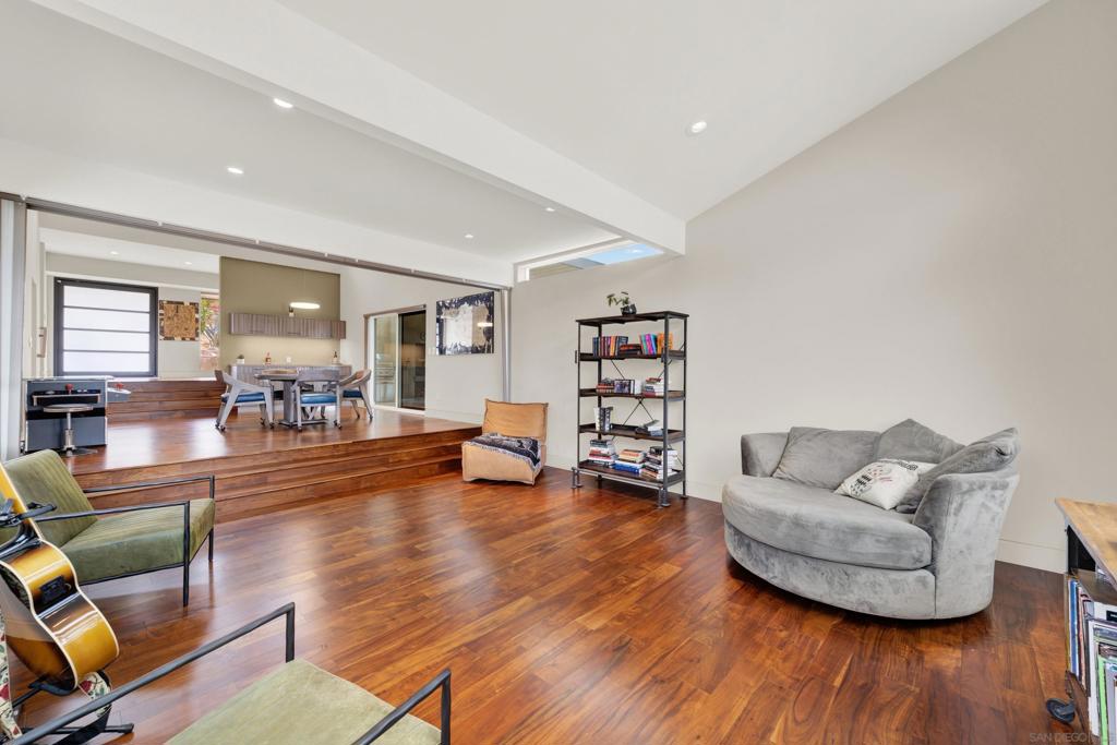 16117 Martincoit Rd - photo 11