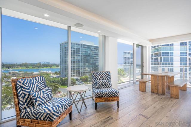 1760 Avenida Del Mundo, Coronado CA: https://media.crmls.org/mediaz/e152280f-4e8f-4f03-a638-3f139fc4274f.jpg