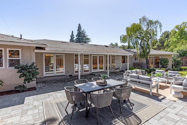 1204 Eureka Court, Los Altos CA: https://media.crmls.org/mediaz/e152a1db-989f-44c0-bfb8-45d1635916cb.jpg