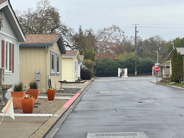 900 Old Stockton #506 Road, Oakdale CA: https://media.crmls.org/mediaz/e152e06e-6040-4ea6-9864-0930682c3e6c.jpg