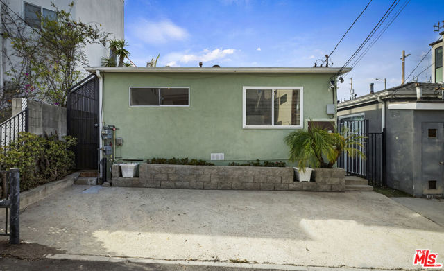 122 Thornton Place photo 40