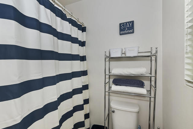 1431 Allium Court, Beaumont CA: https://media.crmls.org/mediaz/e1532400-e315-479f-8815-add46d21dc43.jpg