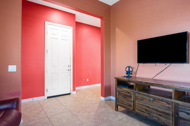 85701 Adria Drive, Indio CA: https://media.crmls.org/mediaz/e15472a3-59f3-41d3-bf3b-5fbcd4c99b0b.jpg
