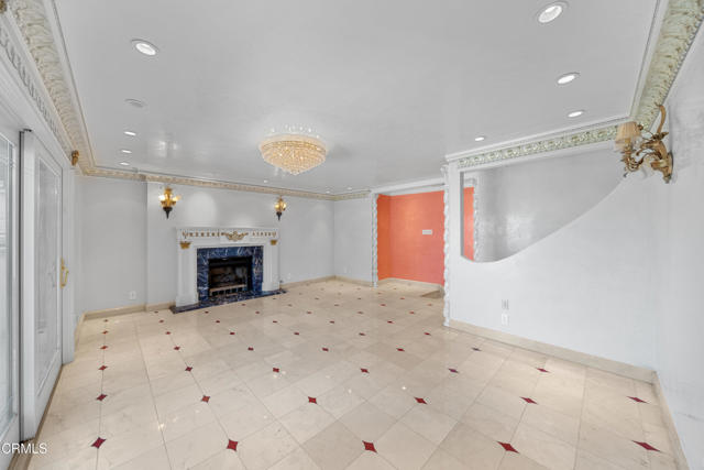 Detail Gallery Image 4 of 43 For 1118 Oberlin Dr, Glendale,  CA 91205 - 3 Beds | 2/1 Baths