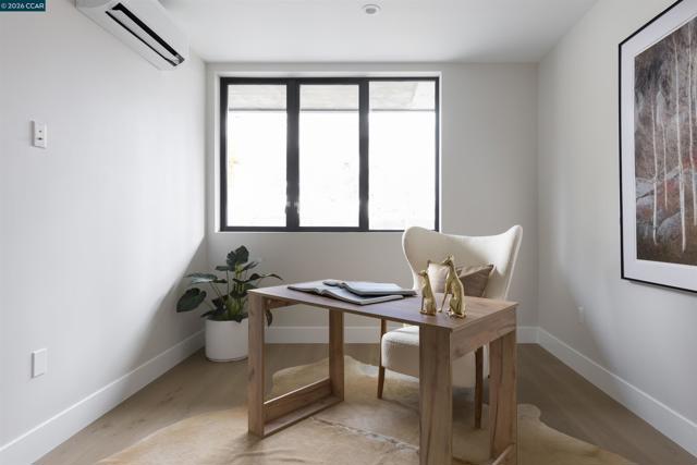 375 W El Pintado, Danville CA: https://media.crmls.org/mediaz/e15535e8-2baf-4583-9be6-55009cbcdf47.jpg