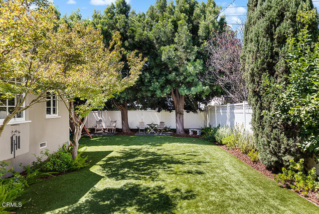 185 Glen Summer Road, Pasadena CA: https://media.crmls.org/mediaz/e1559c68-4cd8-4a2c-ad82-1a39d6c53661.jpg