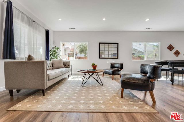 1304 -1306 W 48th Street, Los Angeles CA: https://media.crmls.org/mediaz/e155c585-3077-495a-b82a-a17fc61161a5.jpg