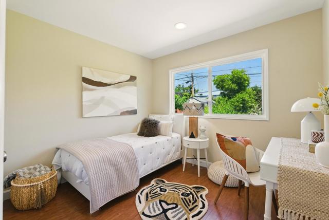 2077 Shoreview Avenue, San Mateo CA: https://media.crmls.org/mediaz/e155fe63-cc51-4675-ab15-8a8bd4407145.jpg