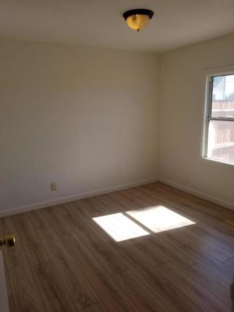 7440 38th Avenue, Sacramento CA: https://media.crmls.org/mediaz/e1569753-7daf-4d4e-a71f-0b0272361890.jpg