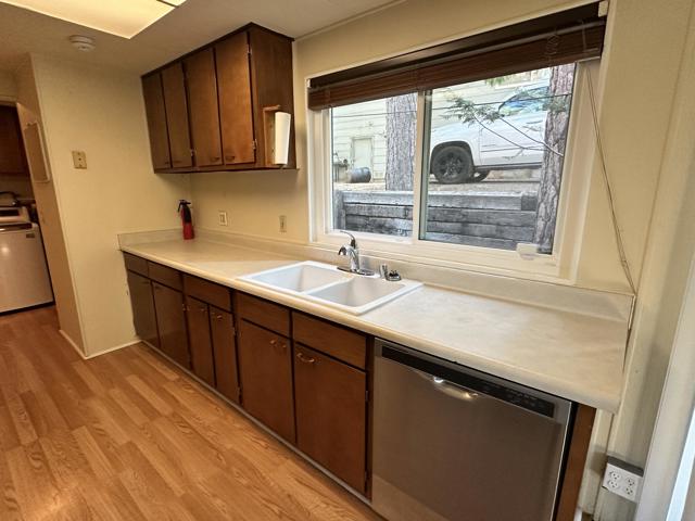 52080 Acorn, Idyllwild CA: https://media.crmls.org/mediaz/e1581e2a-e7a2-45e9-b966-d89afe0cf94a.jpg