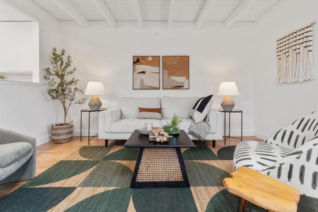 260 Walk Circle, Santa Cruz CA: https://media.crmls.org/mediaz/e158c888-8d8d-4eed-96c6-76a2188d7545.jpg