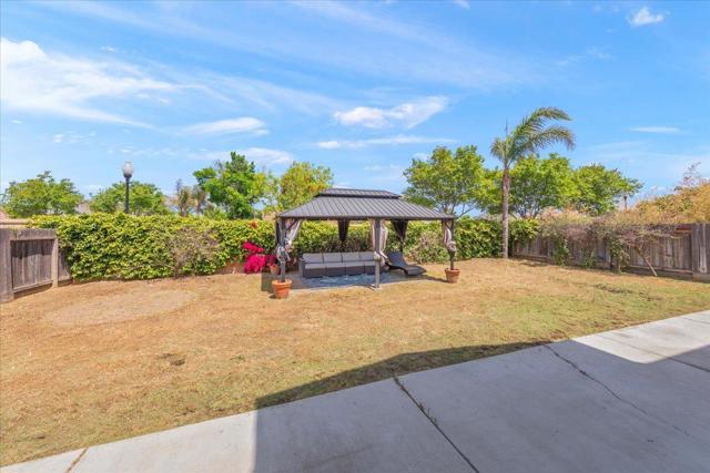1446 Nottingham Circle, Los Banos CA: https://media.crmls.org/mediaz/e1590a18-155c-4386-ae6c-8fac489eeea8.jpg