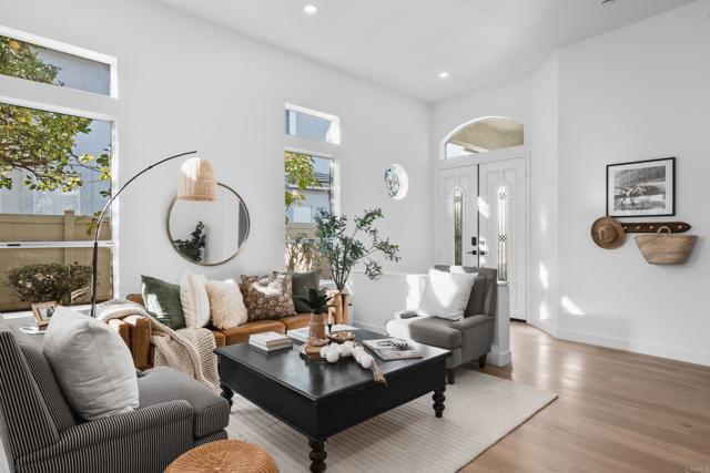 Detail Gallery Image 8 of 34 For 866 Windridge Cir, San Marcos,  CA 92078 - 4 Beds | 2 Baths