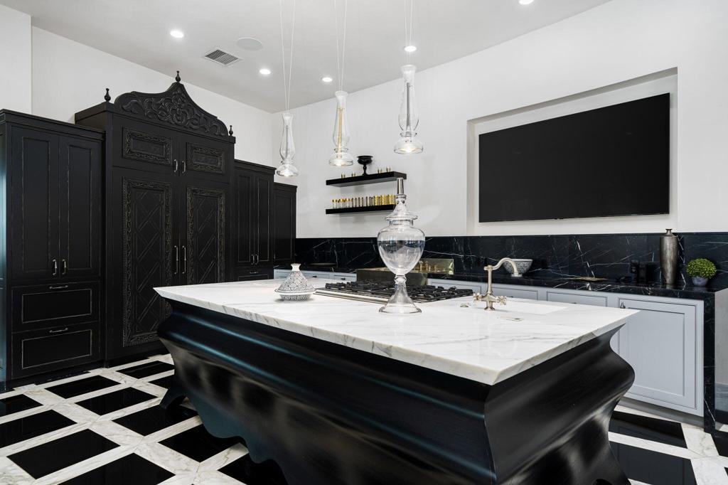 MLS #219132087DA image #16