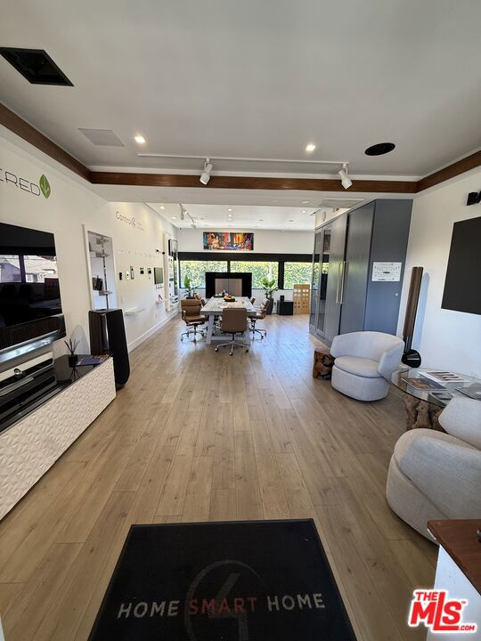  Commercial for Sale in Los Angeles, California