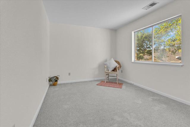 18 Suffield Circle, Salinas CA: https://media.crmls.org/mediaz/e15af247-c895-44d9-a975-3e982e93b8b6.jpg