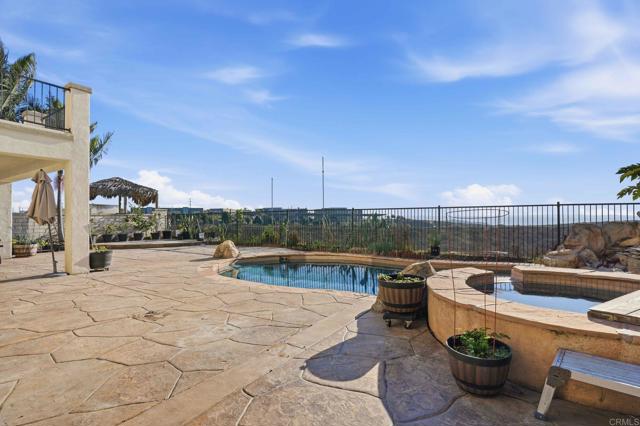 Detail Gallery Image 10 of 42 For 4843 Sea Coral Dr, San Diego,  CA 92154 - 5 Beds | 3 Baths