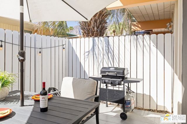1111 E Palm Canyon Drive #307, Palm Springs, CA 92264