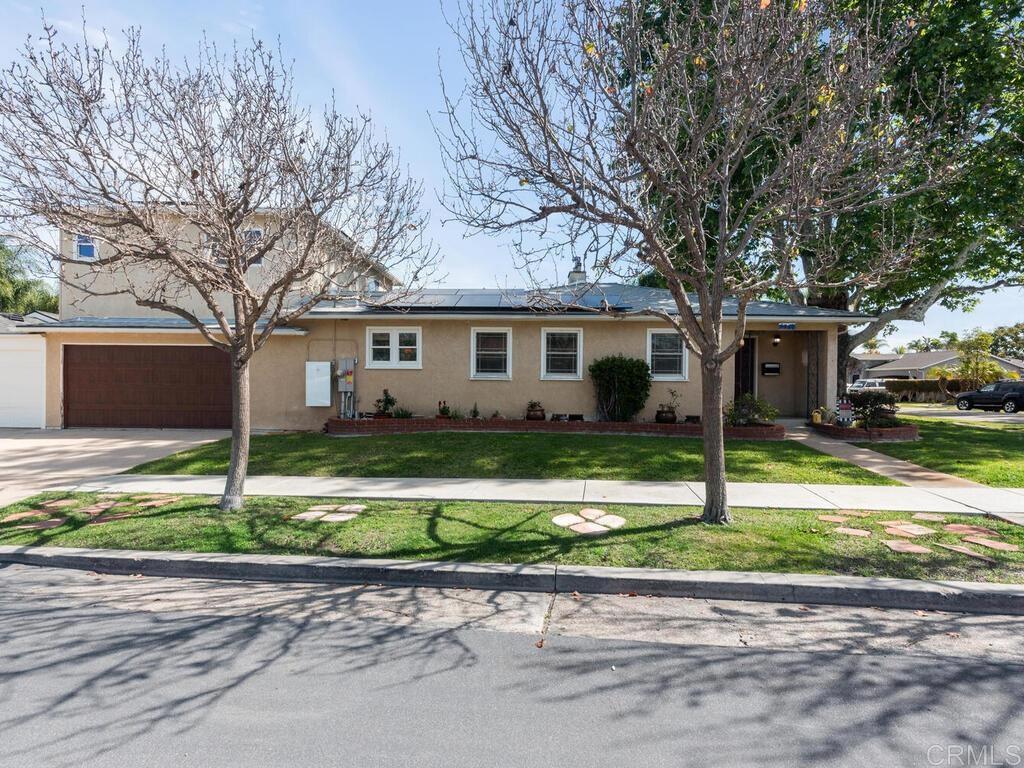 4839 Winona Avenue - photo 17