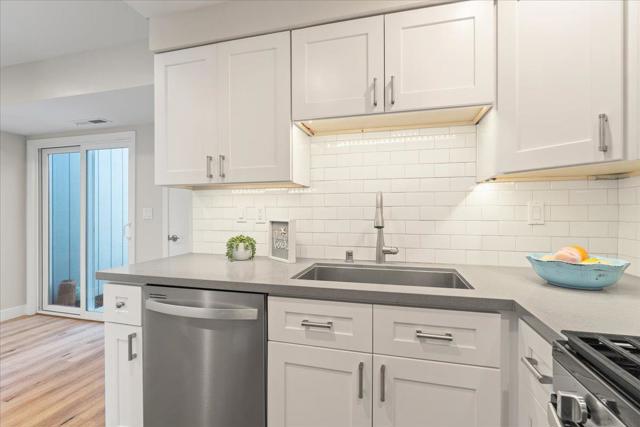 4239 Sea Pines Court, Capitola CA: https://media.crmls.org/mediaz/e15dd831-0833-4b2f-80ed-67c8b14a4117.jpg