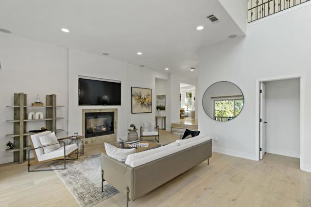 303 Lakeview Way, Redwood City CA: https://media.crmls.org/mediaz/e15e9d23-5d19-4fff-816c-e5cd8d66d2d3.jpg