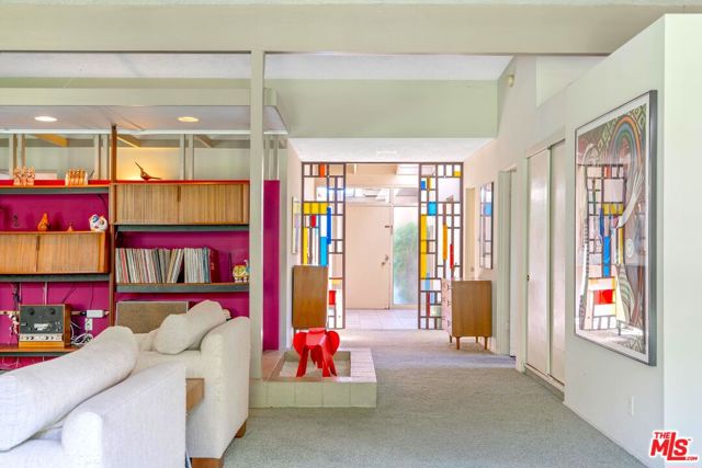 7545 Kimdale Lane, Los Angeles CA: https://media.crmls.org/mediaz/e15e9eac-93c2-49d0-ae8e-df96f7a86786.jpg