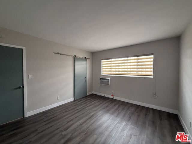 1625 Franklin Street, Santa Monica CA: https://media.crmls.org/mediaz/e15ec217-a4d2-495c-a0fa-7493b25f8293.jpg