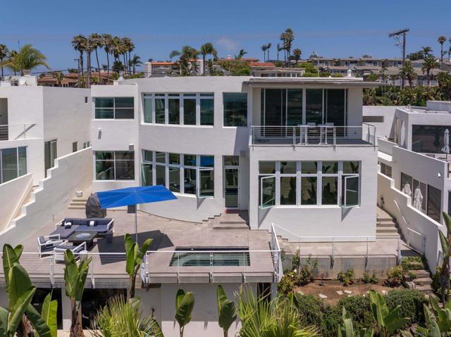 121 Via De La Valle, Del Mar CA: https://media.crmls.org/mediaz/e15ffa87-79e3-46c8-a29b-4d3e62f55edd.jpg