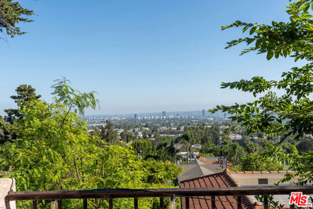 Image 17 of 75 For 1830 Sierra Bonita Avenue