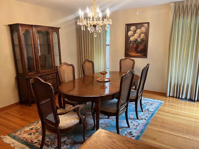 701 Christine Drive, Palo Alto CA: https://media.crmls.org/mediaz/e1605b4d-8023-438f-bec5-521d0f14a2eb.jpg