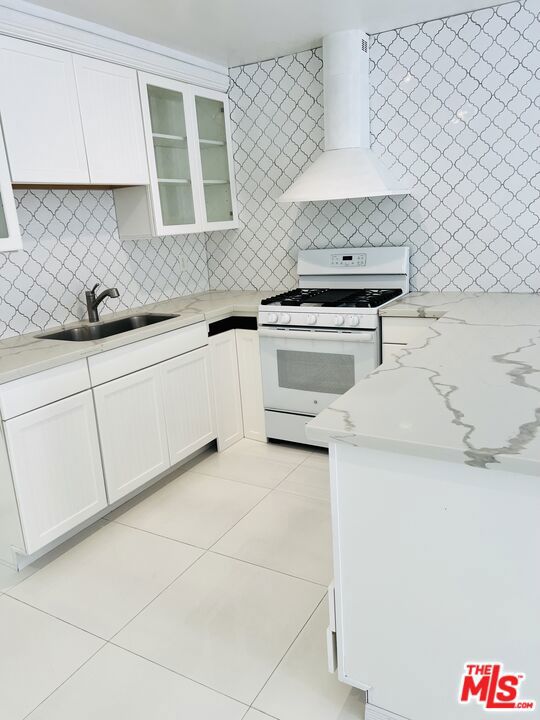 14730 S Normandie Avenue, Gardena CA: https://media.crmls.org/mediaz/e1607d10-b710-47ea-9024-febb66bf9acf.jpg