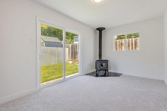 921 Newman Drive, South San Francisco CA: https://media.crmls.org/mediaz/e160e82a-4ddc-4a8c-86e8-221317ff5ca3.jpg
