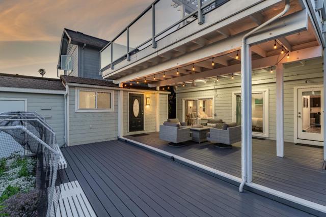 129 Santa Cruz Avenue, Aptos CA: https://media.crmls.org/mediaz/e161b899-2dfc-4e81-b4c6-02ee1ebc1616.jpg