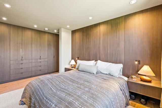 1122 W Cliff Drive, Santa Cruz CA: https://media.crmls.org/mediaz/e161ec4a-8870-416b-bac5-a9923cfd37b0.jpg