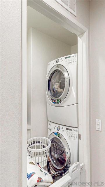 1518 Caminito Soria, Chula Vista CA: https://media.crmls.org/mediaz/e1625b1b-0ba4-46d8-aac1-21b4e43ad799.jpg