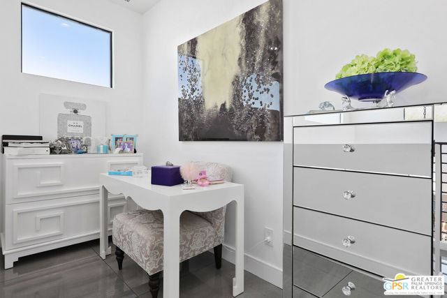 141 Blue Moon Drive, Palm Springs, CA 92262