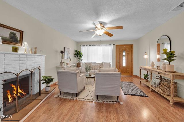 1740 Laguna Drive, La Habra CA: https://media.crmls.org/mediaz/e162ac53-1cc4-4369-b916-9feaca51ec5c.jpg